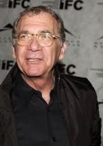 Сидни Поллак: 283x400 / 22 Кб