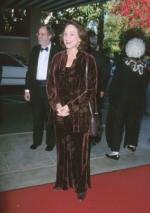 Валери Харпер: 283x400 / 22 Кб