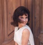 Мэри Тайлер Мур: 1963x2048 / 550 Кб