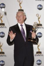 Том Смотерз: 266x400 / 22 Кб