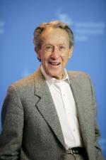 Артур Пенн: 267x400 / 20 Кб