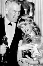 Джули Кристи: 295x450 / 32 Кб