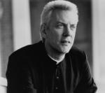 Дональд Сазерленд: 1803x1587 / 229 Кб