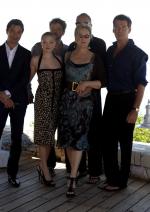 Пирс Броснан: 908x1280 / 156 Кб