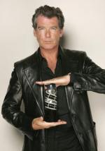 Пирс Броснан: 281x400 / 21 Кб