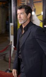 Пирс Броснан: 239x400 / 18 Кб