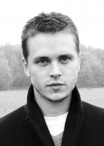 Джонатан Джексон: 1217x1704 / 247 Кб