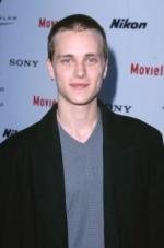 Джонатан Джексон: 265x400 / 14 Кб