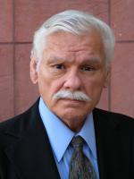 Майк Мюскэт: 1536x2048 / 320 Кб