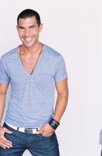 Дэвид ДеСантос: 1177x1783 / 345 Кб