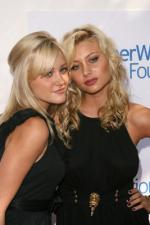 ЭйДжей Мичалка: 267x400 / 21 Кб