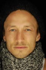 Брэдли Страйкер: 1362x2048 / 381 Кб