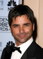 Джон Стамос: 293x400 / 24 Кб