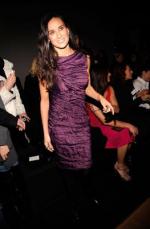 Деми Мур: 263x400 / 20 Кб