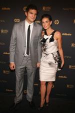 Деми Мур: 267x400 / 21 Кб