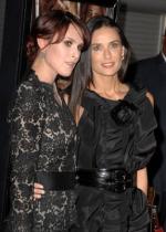 Деми Мур: 287x400 / 29 Кб