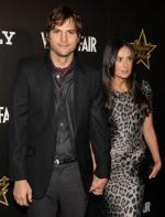 Деми Мур: 305x400 / 25 Кб