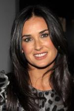 Деми Мур: 269x400 / 22 Кб