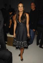 Деми Мур: 276x400 / 20 Кб