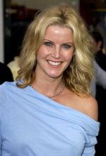 Мэйви Куинлэн: 273x400 / 24 Кб