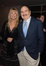 Марша Стрэссмен: 281x400 / 23 Кб