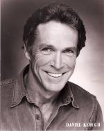 Daniel Keough: 1594x1999 / 733 Кб