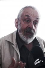 Майк Ли: 1365x2048 / 280 Кб