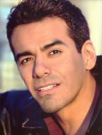 Хосе Йенке: 450x593 / 43 Кб