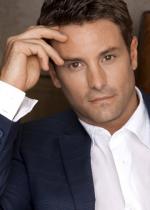 Ник Стабиле: 360x504 / 29 Кб