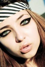 Шелби Янг: 482x720 / 67 Кб