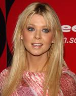 Тара Рид: 319x400 / 33 Кб