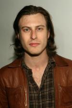 Ной Сеган: 270x400 / 21 Кб