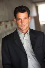 Роберт Торти: 466x699 / 36 Кб