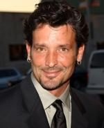 Роберт Торти: 325x400 / 25 Кб