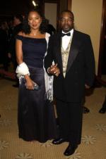 ЛеВар Бертон: 266x400 / 22 Кб