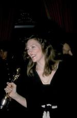 Фэй Данауэй: 294x450 / 15 Кб