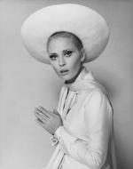 Фэй Данауэй: 356x450 / 19 Кб