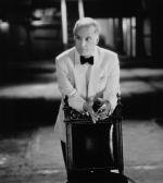 Ричард Дрейфусс: 1834x2048 / 388 Кб