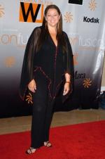 Камрин Менхейм: 266x400 / 23 Кб