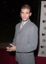 Каспер Ван Дин: 286x400 / 17 Кб