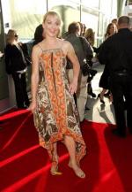 Элизабет Рём: 277x400 / 32 Кб