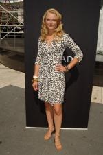 Элизабет Рём: 266x400 / 26 Кб