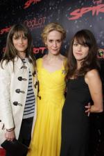 Аманда Пит: 267x400 / 25 Кб