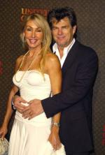 Linda Thompson: 271x400 / 26 Кб