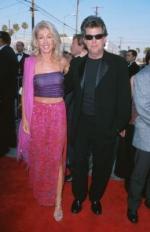 Linda Thompson: 259x400 / 19 Кб