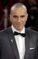 Дэниэл Дэй-Льюис: 260x400 / 17 Кб