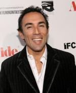 Франческо Куинн: 327x400 / 24 Кб