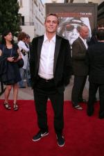 Уилсон Бетел: 400x600 / 44 Кб