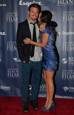 Кэм Жиганде: 324x500 / 40 Кб