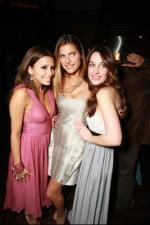 Ева Лонгория: 267x400 / 24 Кб